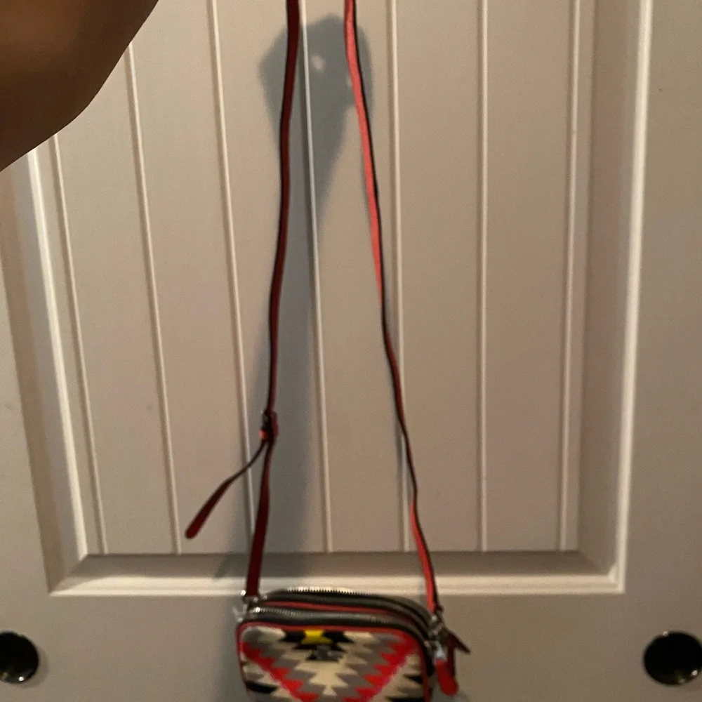 Native Design Coach Bag - Picture 4 of 4